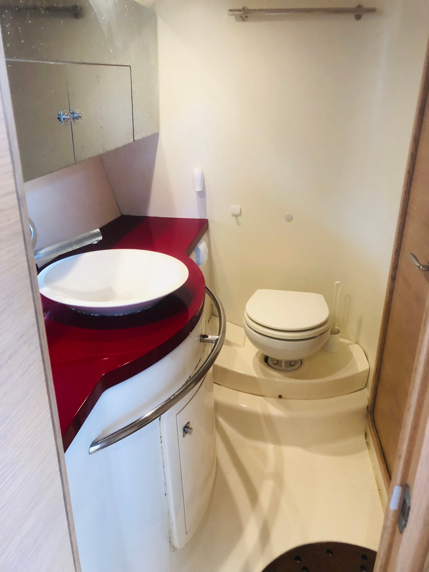 Master cabin and onboard details
